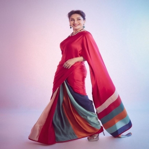 Jivika Alluring Sarees Silk Colorblocked